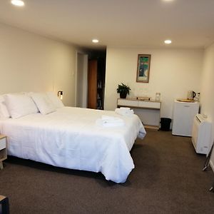 Reeves Retreat-Handy In Tasman